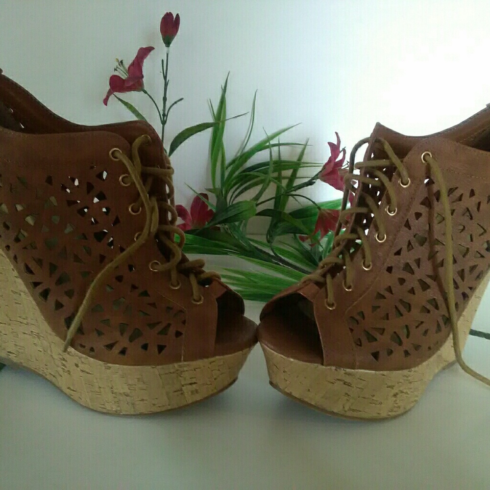 Hot Tomato Brown/Tan Lace Up Wedge Heels